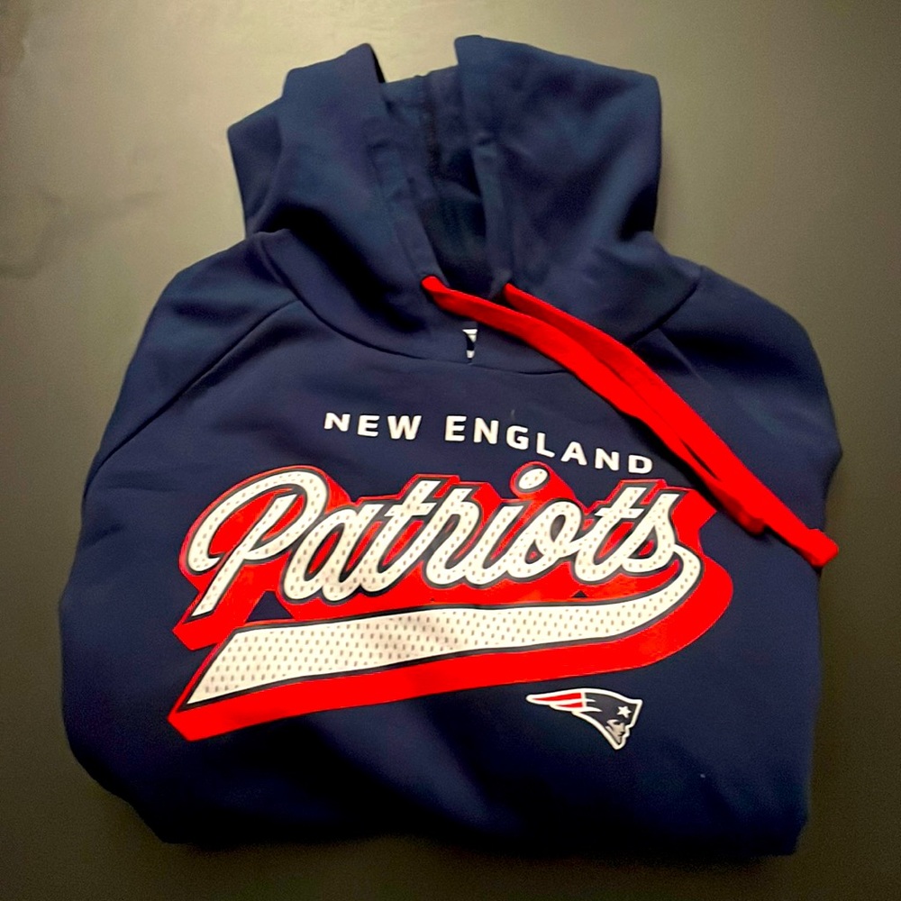 Fanatics New England Patriots fleece hoodie, women’s L